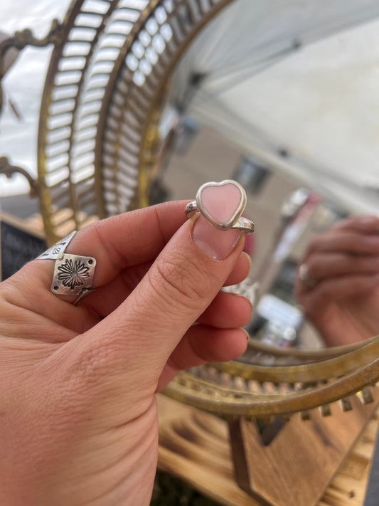 Adjustable Pink Conch Ring (Size 6-9)