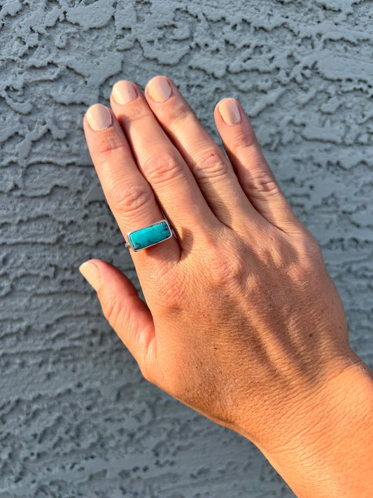 Horizontal Campitos Ring Size 8.5