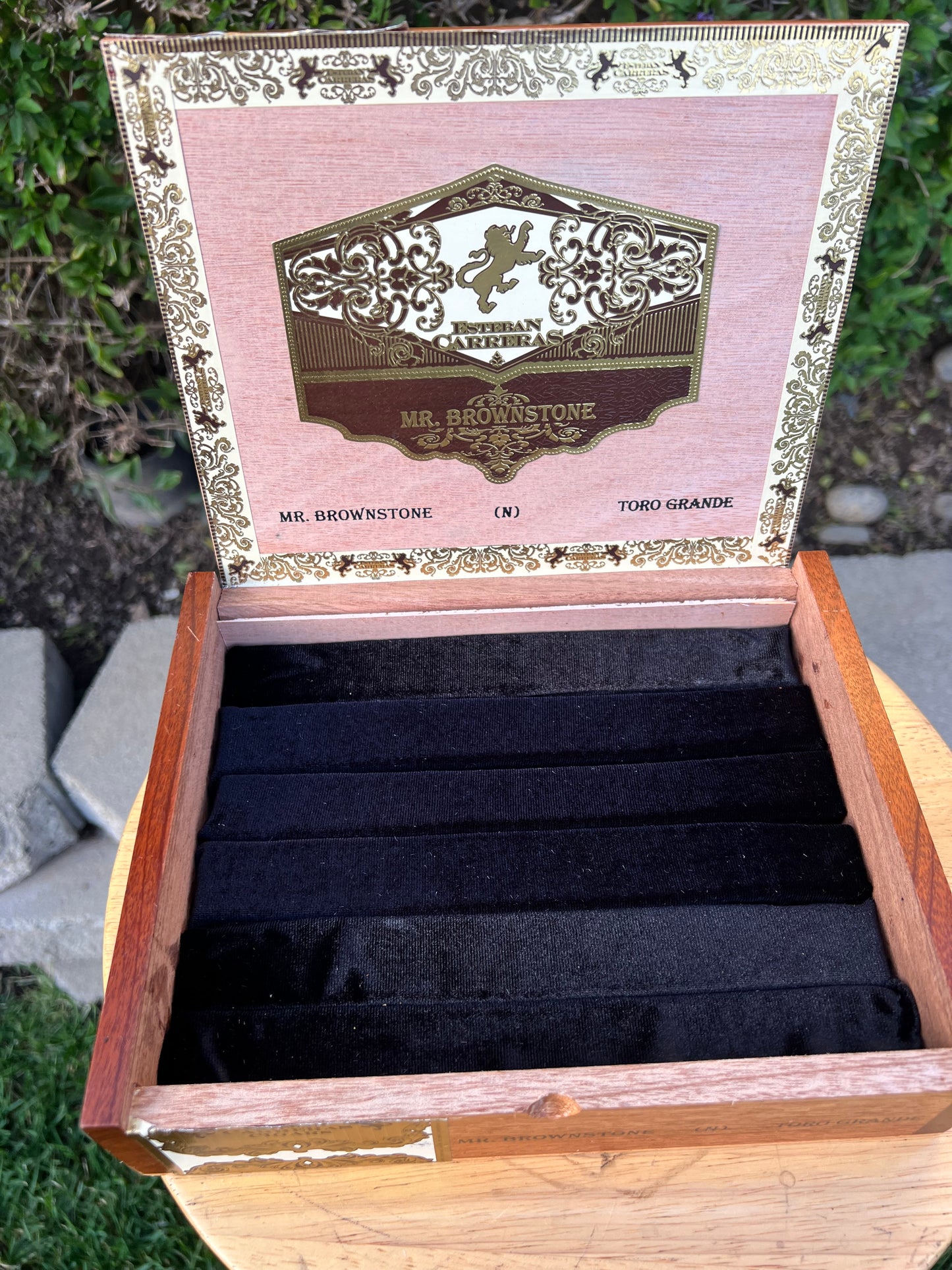 Cigar Jewelry Box - Mr. Brownstone w/ Black liner